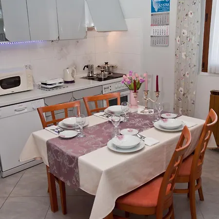 شقة With Parking Space Novigrad - 7108 *