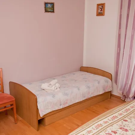 With Parking Space Novigrad - 7108 Apartman Novigrad Istria