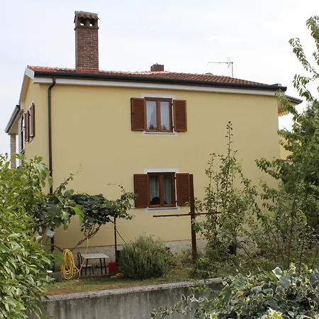 Apartment With Parking Space Novigrad - 7108 *