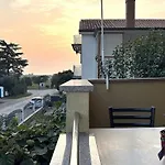 With Parking Space Novigrad - 7108